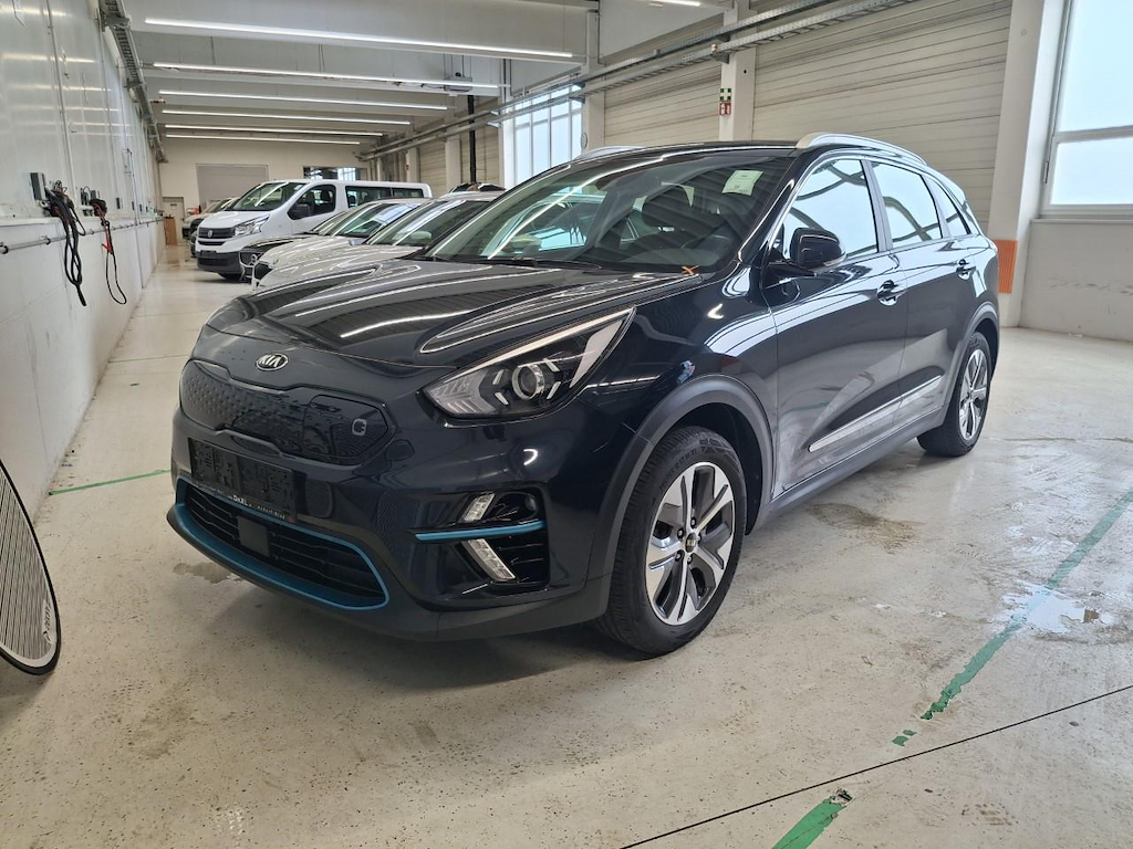 KIA Niro E-Niro 150 Kw Long Range Silber 50KW